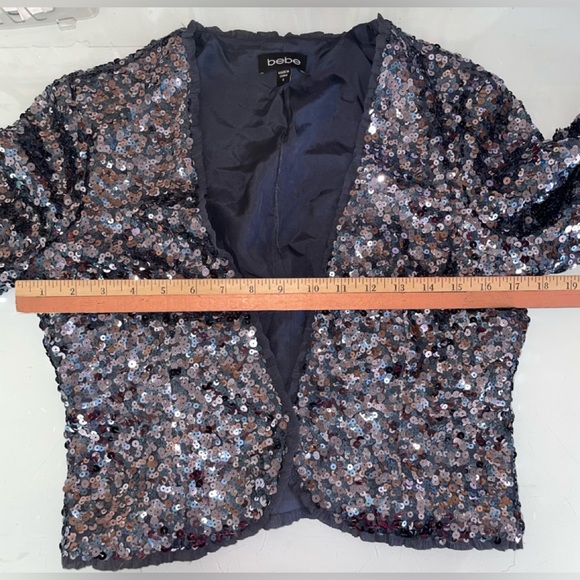 BEBE SEQUIN BLUE LINED CROPPED CARDIGAN/SHAWL SZ 4 TRIM DETAIL OPEN FRONT SILK - Picture 10 of 14